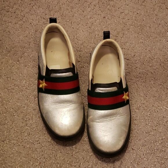 GUCCI made in Italy Metallic Silver Slip On Shoes Big Kid size 30uk - Picture 1 of 7